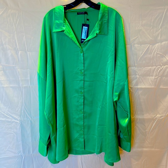 Nasty Gal Tops - Nasty Gal plus sized satin oversized button up shirt